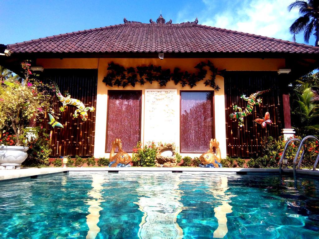 Villa Gusmania Candi Dasa  Exterior photo