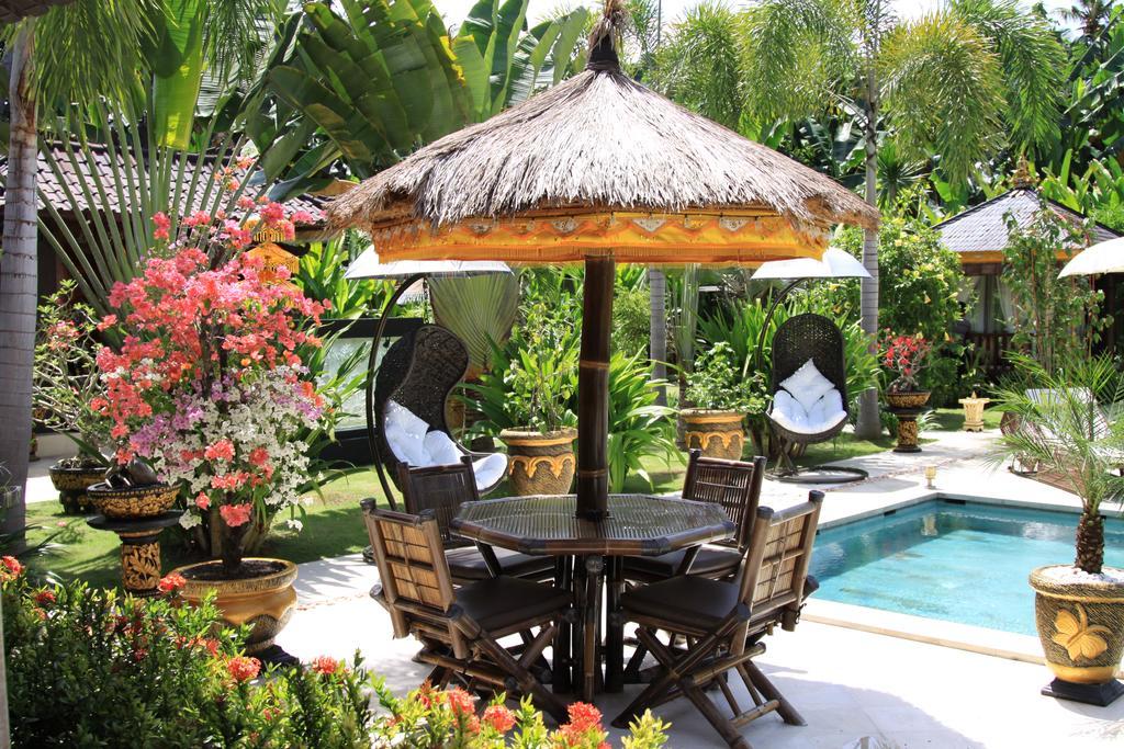Villa Gusmania Candi Dasa  Exterior photo